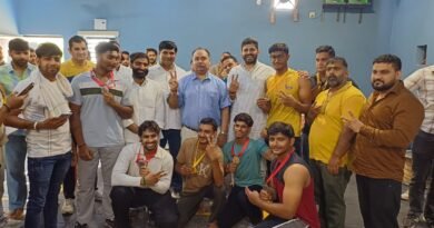 युवा खेलों को अपने जीवन का हिस्सा बनाएं: अमित स्वामी