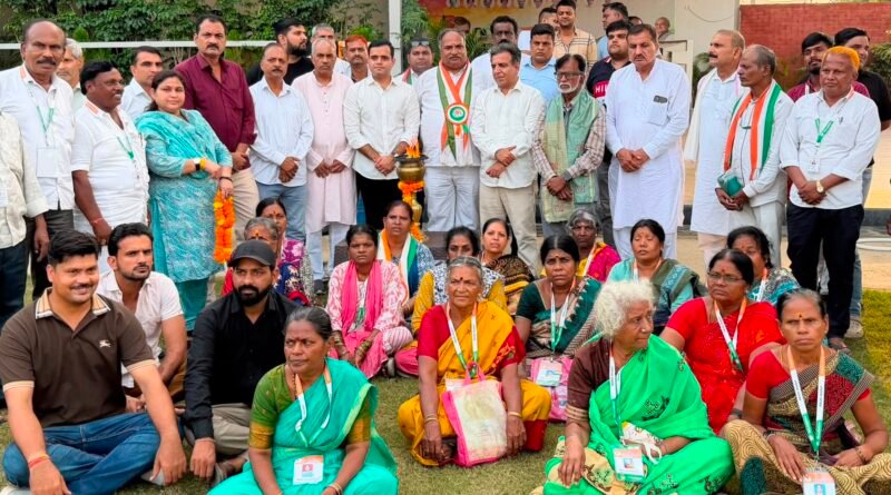 गुरुग्राम पहुंची राजीव गांधी ज्योति सद्भावना यात्रा का गर्मजोशी से किया कांग्रेस ग्रामीण कार्यालय पर जोरदार स्वागत